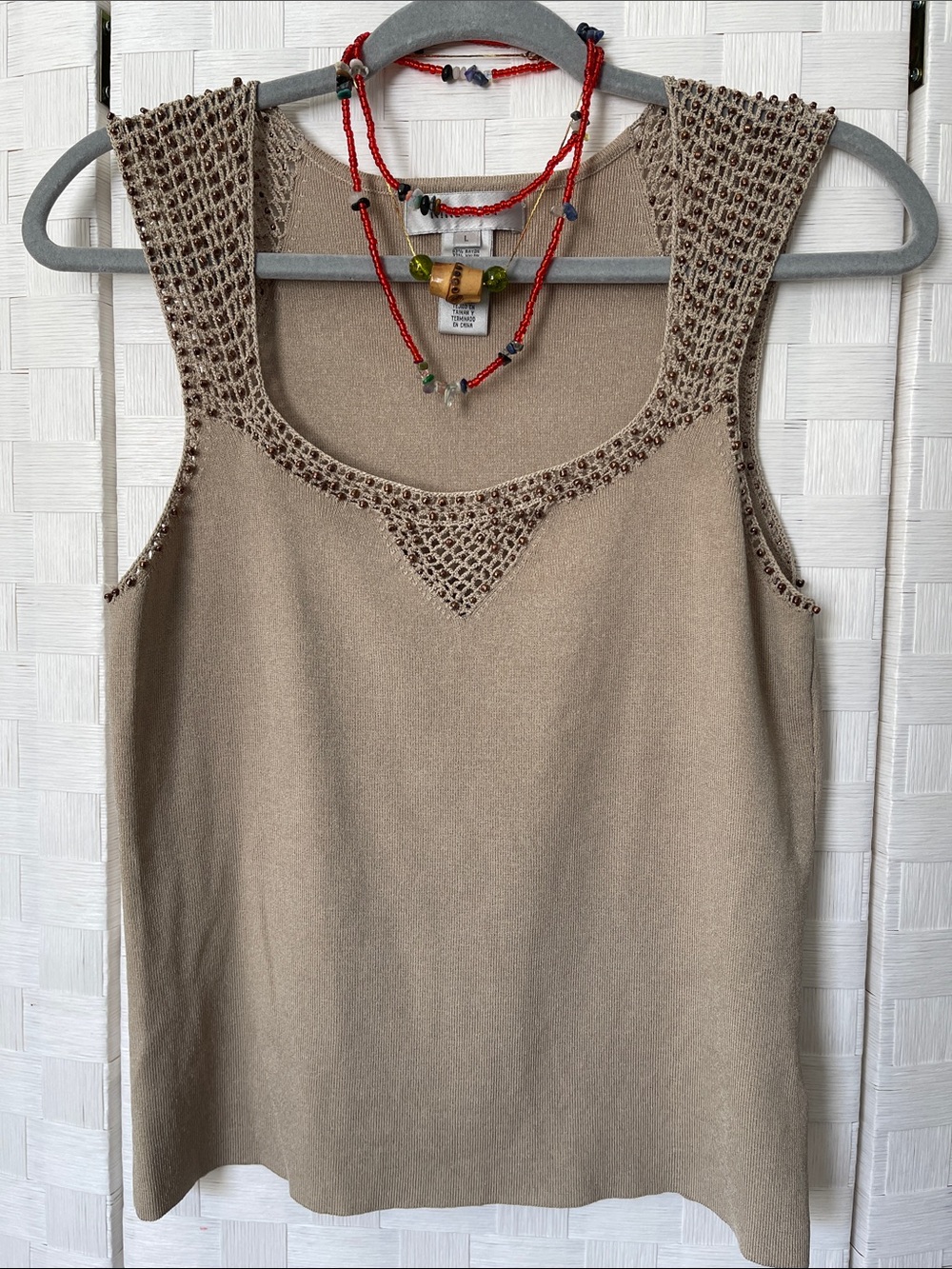 90s Nine West Fishnet Beaded Top🏝️